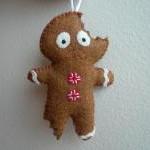 Christmas Ornaments - Terrified Gingerbread Man