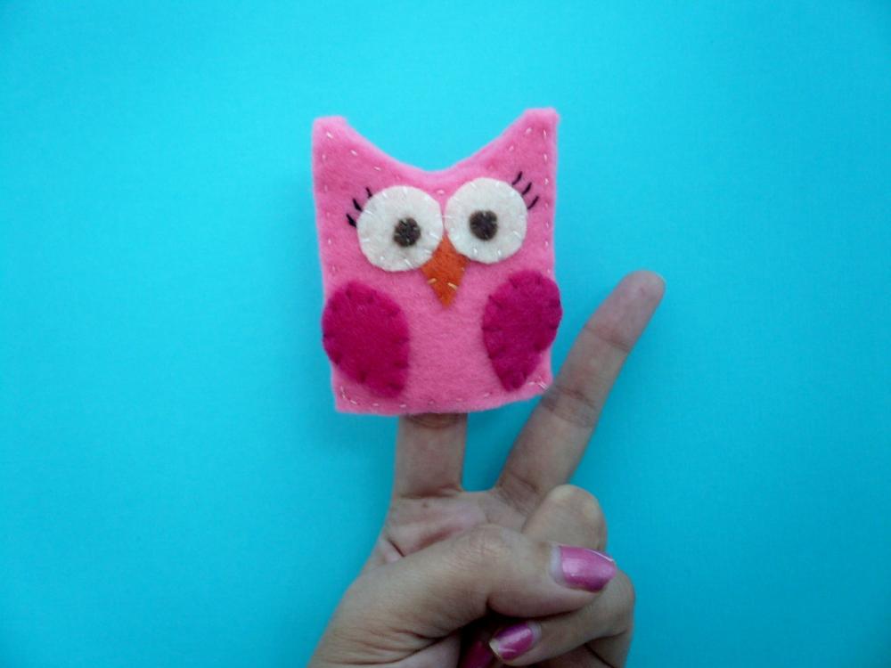 Pink Felt Owl Finger Puppet